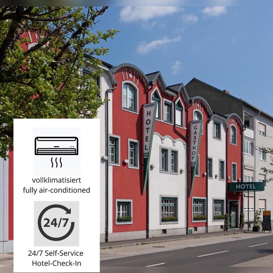 Hotel Restaurant Wallner I Contactless Check-In Sankt Valentin Exteriör bild