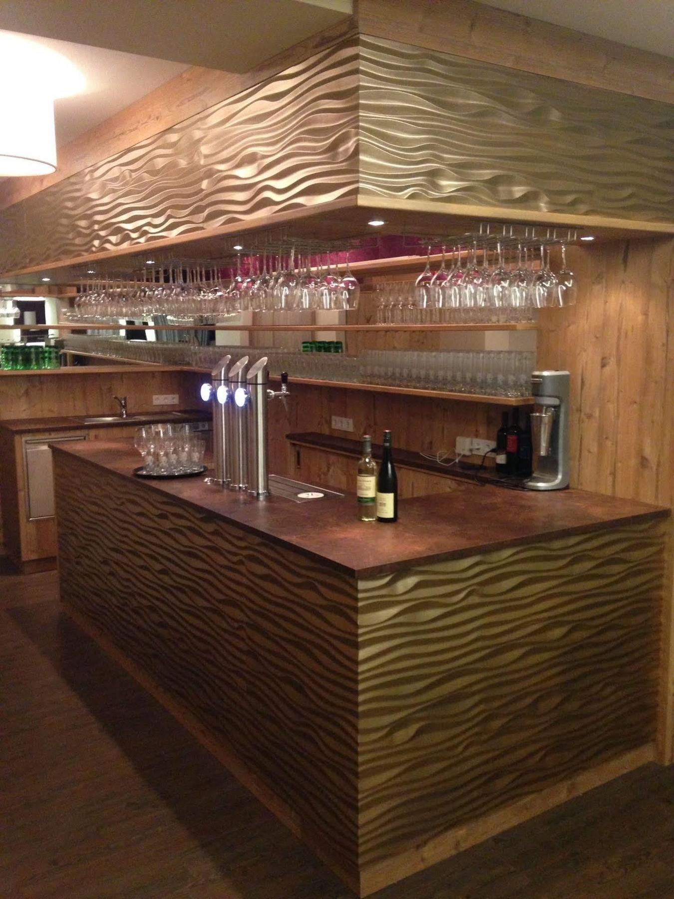 Hotel Restaurant Wallner I Contactless Check-In Sankt Valentin Exteriör bild